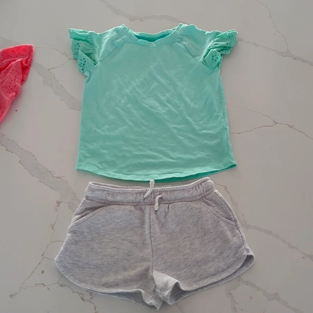 BUNDLE 3 TOPS & 3 SHORTS 3T